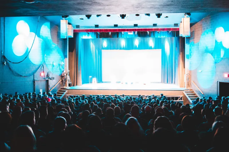 Don't Speak Greek? Doesn't Matter. Here's How to Fall for a Paphos Show Anyway